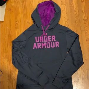 Under Armour Sweatshirt